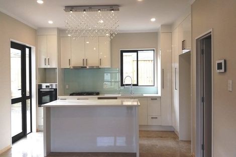 Photo of property in 38 Drumbuoy Drive, Flat Bush, Auckland, 2019