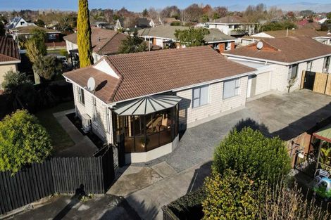 Photo of property in 1/40a Chipping Lane, Redwood, Christchurch, 8051