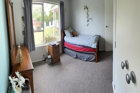 Photo of property in 4 Towra Place, Botany Downs, Auckland, 2010