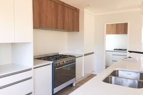 Photo of property in 77a Harrington Road, Henderson, Auckland, 0610