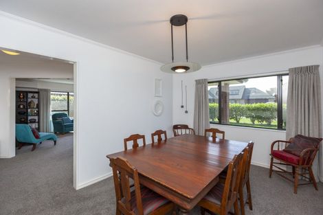 Photo of property in 5 Kotuku Drive, Paraparaumu Beach, Paraparaumu, 5032