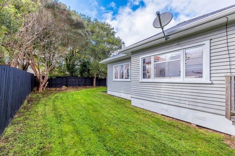 Photo of property in 15 Edward Street, Riverhead, 0820