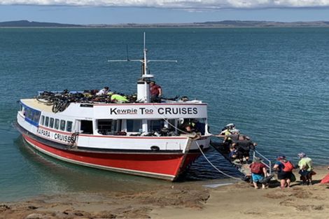 Photo of property in 3 Signal Stn Road, Pouto, Te Kopuru, 0391