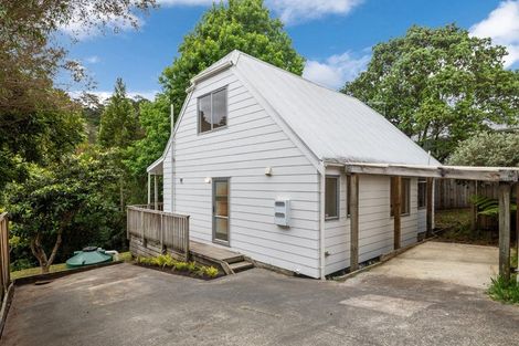 Photo of property in 2/128 Lynn Road, Bayview, Auckland, 0629