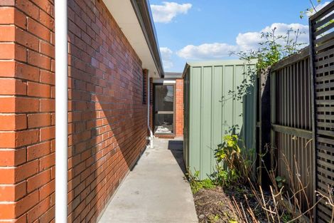 Photo of property in 8a Freyberg Avenue, Riccarton, Christchurch, 8011
