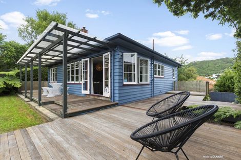 Photo of property in 82 Sunshine Avenue, Karori, Wellington, 6012