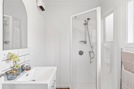 Photo of property in 4 Bell Street, Lake Hawea, Wanaka, 9382