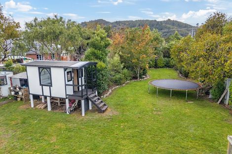 Photo of property in 33 Miro Street, Trentham, Upper Hutt, 5018