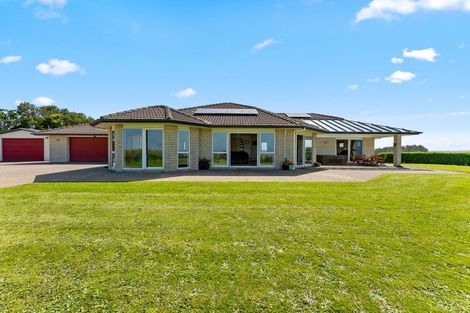 Photo of property in 107 Fuller Road, South Head, Helensville, 0874