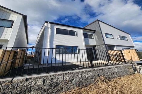 Photo of property in 137 Grove Road, Papakura, 2110