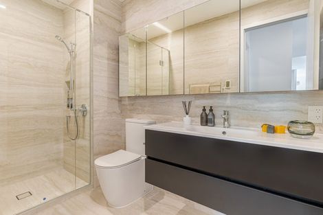 Photo of property in Eaves Bush Parade, Orewa, 0931