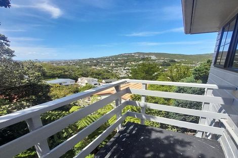 Photo of property in 67b Thurleigh Grove, Karori, Wellington, 6012