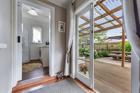 Photo of property in 25 Casey Avenue, Fairfield, Hamilton, 3214