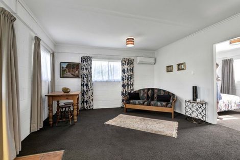Photo of property in 93c Clemow Road, Fitzroy, New Plymouth, 4312