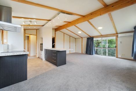 Photo of property in 2/14 Fernlea Rise, Bayview, Auckland, 0629