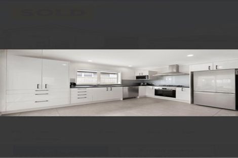 Photo of property in 30 Opouatu Avenue, Glenbrook, 2681