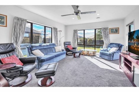 Photo of property in 9 Taiwhenua Street, Rangiora, 7400