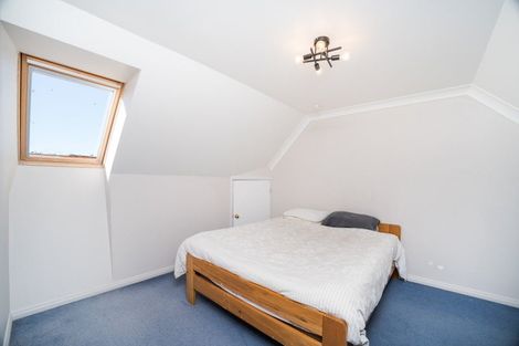 Photo of property in 15 Rothesay Place, Highbury, Palmerston North, 4412
