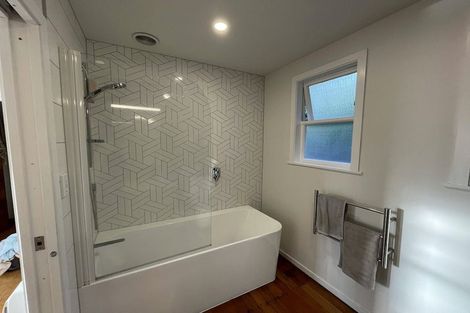 Photo of property in 20 Victory Avenue, Karori, Wellington, 6012