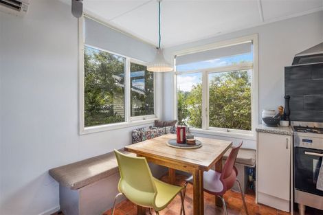 Photo of property in 12 Spenmoor Street, Newlands, Wellington, 6037