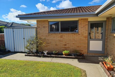 Photo of property in 1 Rochfort Place, Westport, 7825