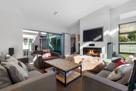 Photo of property in 44 Kelliher Drive, Wanaka, 9305