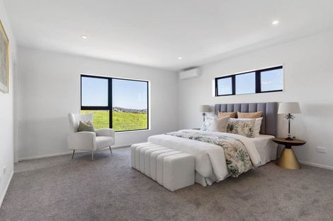 Photo of property in 92 Huanui Drive, Wainui, 0992
