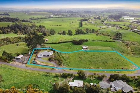 Photo of property in 2 Trig Road, Tuakau, 2694