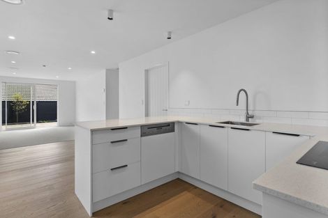 Photo of property in 2/11 Tamihana Avenue, Fairfield, Hamilton, 3214