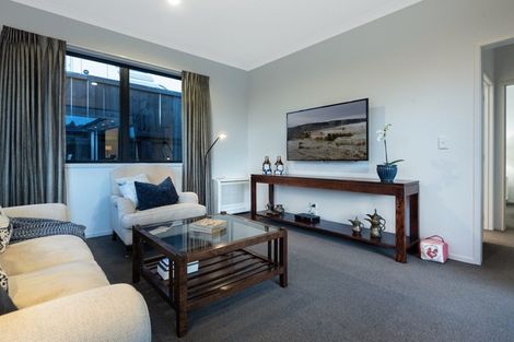 Photo of property in 122 Oteki Park Drive, Welcome Bay, Tauranga, 3112
