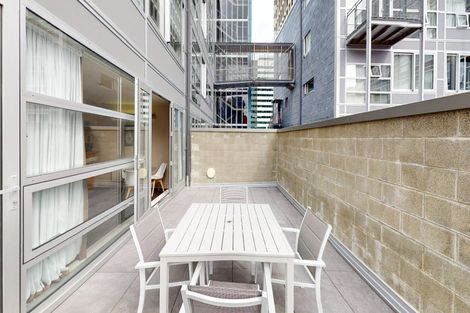 Photo of property in 1/43 Mulgrave Street, Thorndon, Wellington, 6011