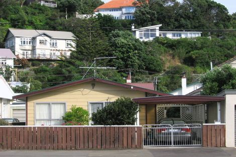 Photo of property in 358 The Parade, Island Bay, Wellington, 6023