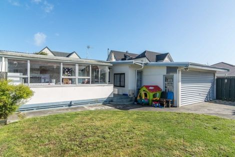 Photo of property in 155 Manly Street, Paraparaumu Beach, Paraparaumu, 5032