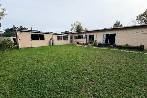 Photo of property in 68 Woodside Road, Massey, Auckland, 0614