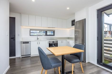 Photo of property in 1 Te Puketoka Lane, Mangere, 2022