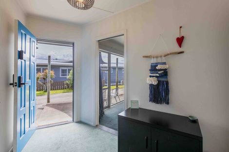 Photo of property in 11 Otatara Road, Taradale, Napier, 4112