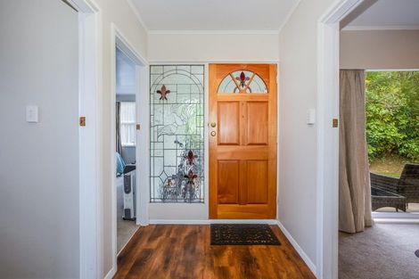 Photo of property in 68 Larsen Crescent, Tawa, Wellington, 5028