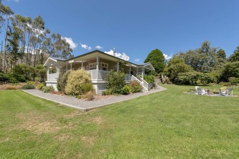 Photo of property in 808 Whitemans Valley Road, Whitemans Valley, Upper Hutt, 5371