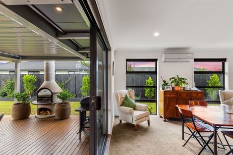 Photo of property in 46 Kaipara Portage Road, Riverhead, 0820