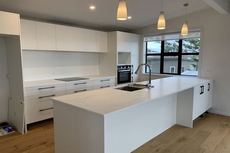 Photo of property in 6 Moffat Road, Red Beach, 0932