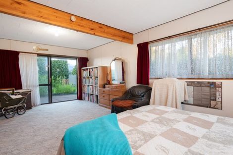 Photo of property in 1 Tinopai Drive, Omokoroa, 3114