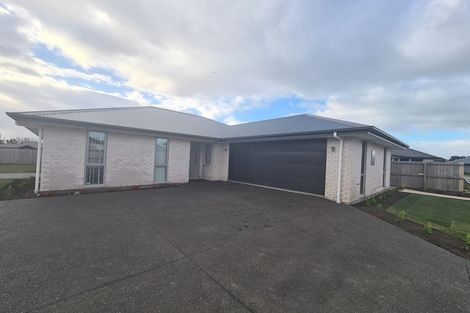 Photo of property in 5 Hamlett Drive, Woodend, 7610