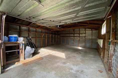 Photo of property in 6 Perth Place, Awapuni, Palmerston North, 4412