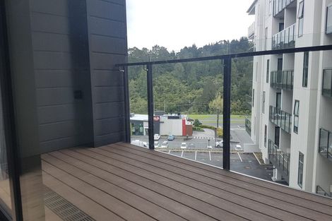 Photo of property in 44 Compton Street, Hillcrest, Auckland, 0627