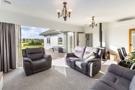 Photo of property in 162 Para Road, Waihakeke, Carterton, 5792
