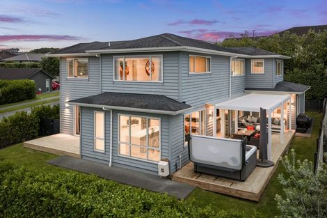 Photo of property in 2 Boocock Crescent, Orewa, 0931