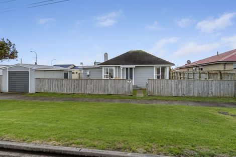 Photo of property in 30 Ihaia Road, Opunake, 4616