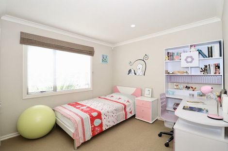 Photo of property in 1a Macleans Road, Bucklands Beach, Auckland, 2014