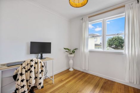 Photo of property in 102 Union Road, Howick, Auckland, 2014