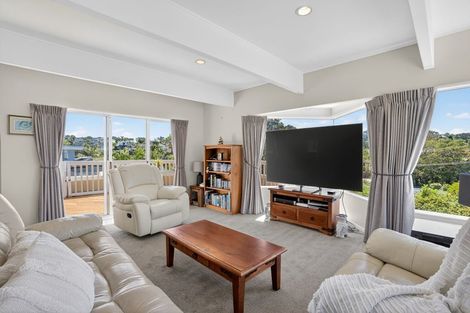 Photo of property in 70a Beach Road, Castor Bay, Auckland, 0620